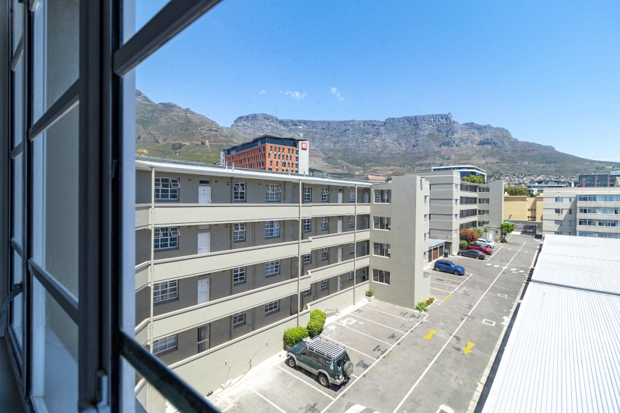 3 Bedroom Property for Sale in Zonnebloem Western Cape